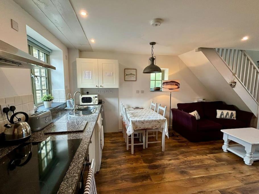 Little Bream - Pretty Cosy Cottage, Sea Views, Walk To The Beach Mawnan Smith Zewnętrze zdjęcie
