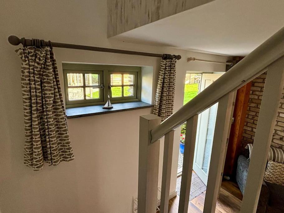 Little Bream - Pretty Cosy Cottage, Sea Views, Walk To The Beach Mawnan Smith Zewnętrze zdjęcie